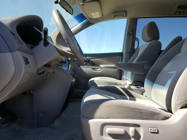 2010 Toyota Sienna CE