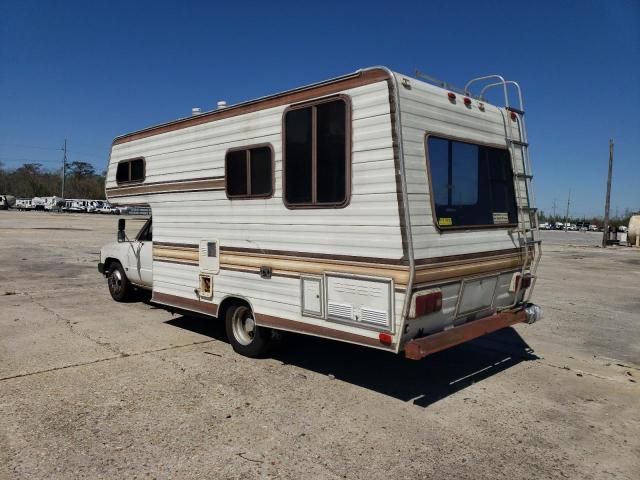 1985 Toyota Pickup Commercial / Camper RN55