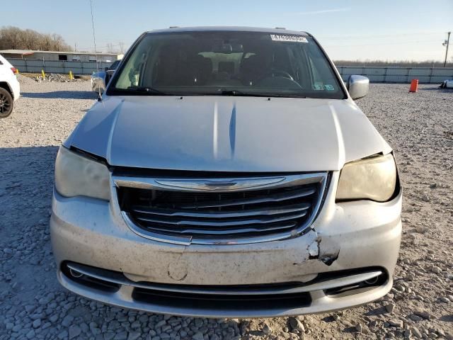 2011 Chrysler Town & Country Touring L