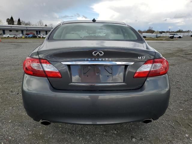 2011 Infiniti M37