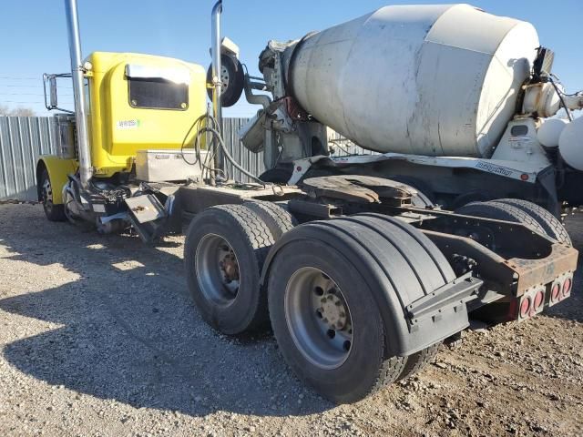 2006 Peterbilt 379 Semi Truck