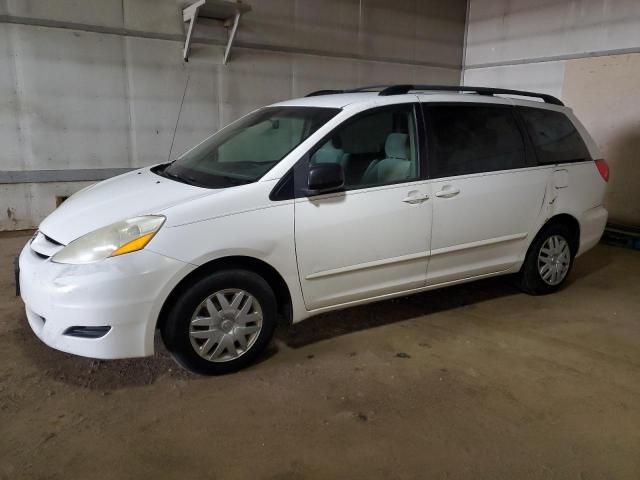 2008 Toyota Sienna CE