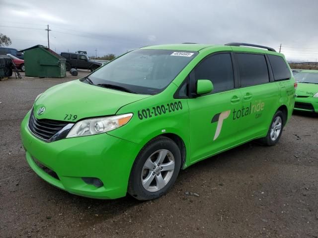 2014 Toyota Sienna LE