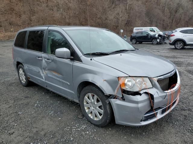 2013 Chrysler Town & Country Touring