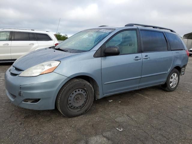 2010 Toyota Sienna CE