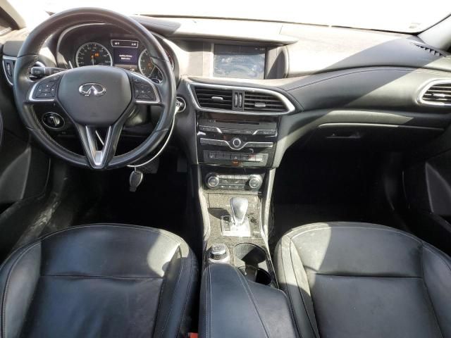 2017 Infiniti QX30 Base