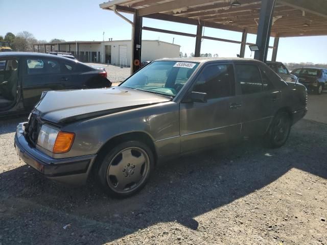 1992 Mercedes-Benz 300 E 2.6