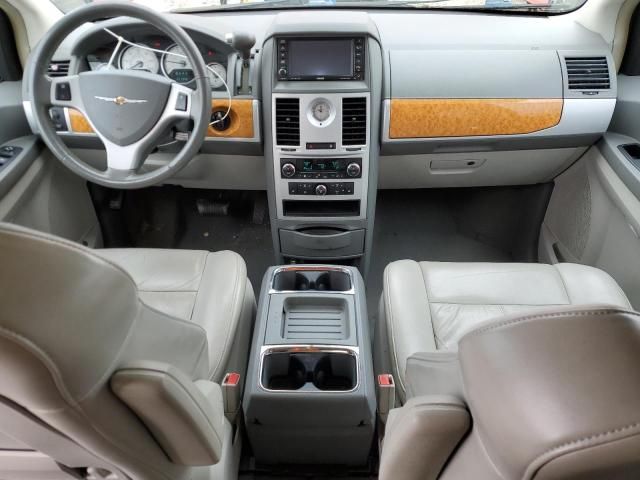 2008 Chrysler Town & Country Limited