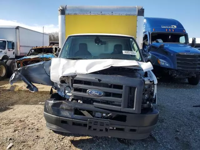 2023 Ford E350 Super Duty BOX Truck