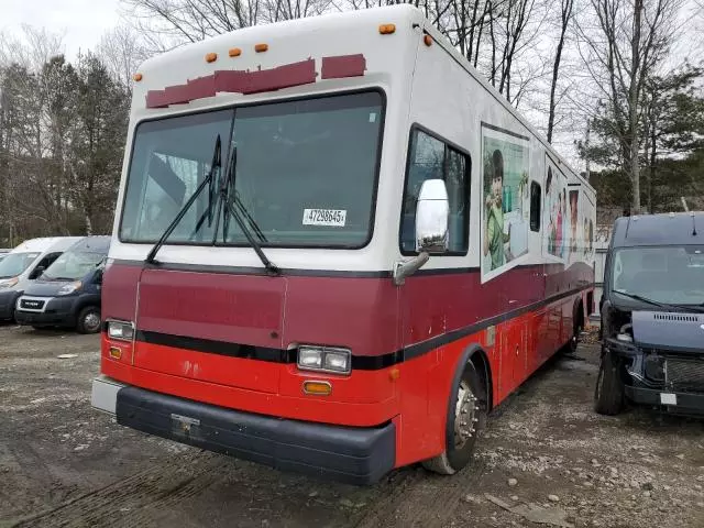 2005 Freightliner Chassis X Line Motor Home