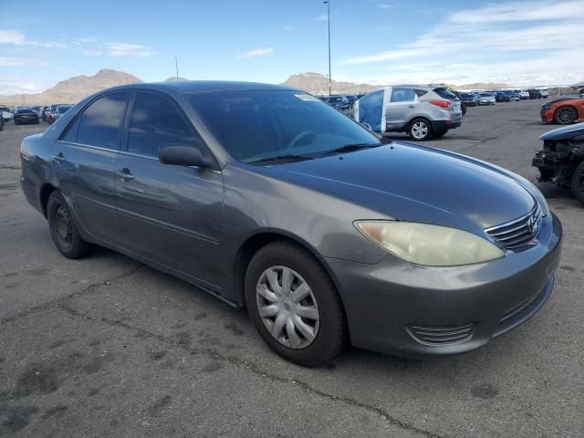 2005 Toyota Camry LE