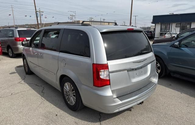 2011 Chrysler Town & Country Limited