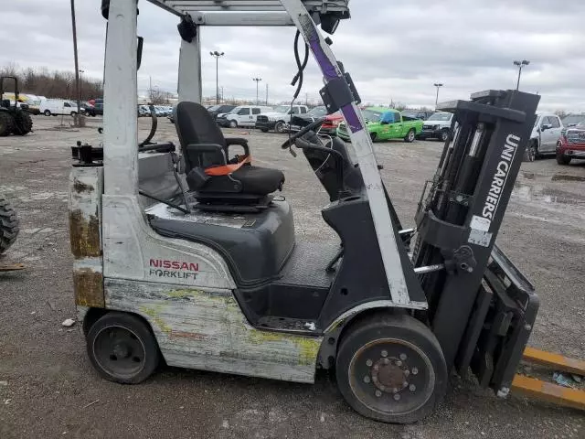 2013 Nissan Forklift