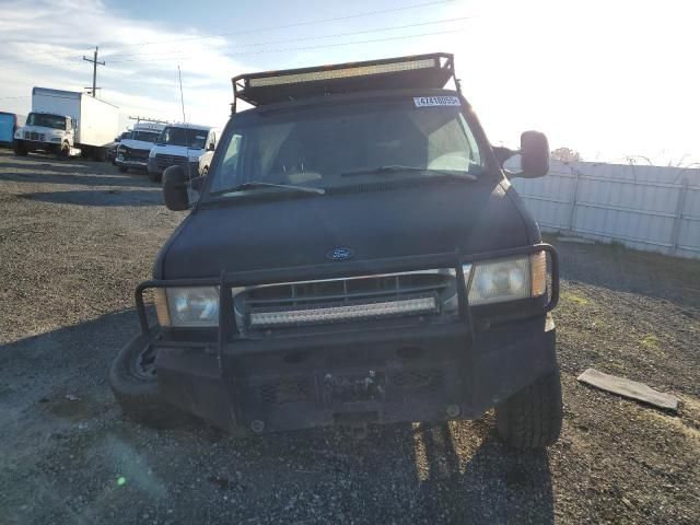 1999 Ford Econoline E350 Super Duty Wagon