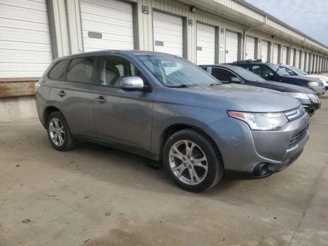 2014 Mitsubishi Outlander SE