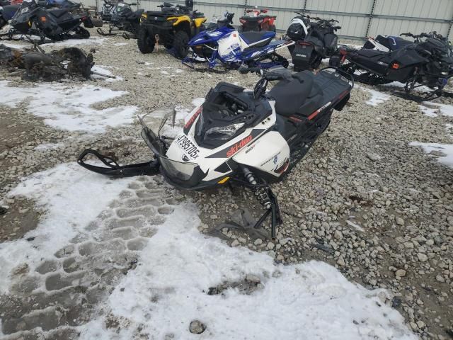 2019 Skidoo 2019 Skidoo Renegade