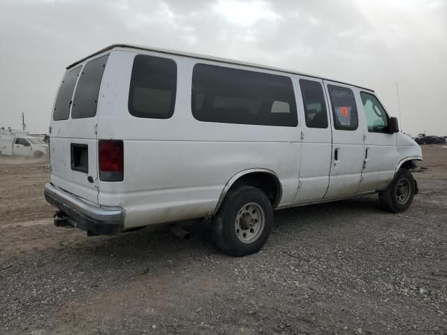 2004 Ford Econoline E350 Super Duty Wagon