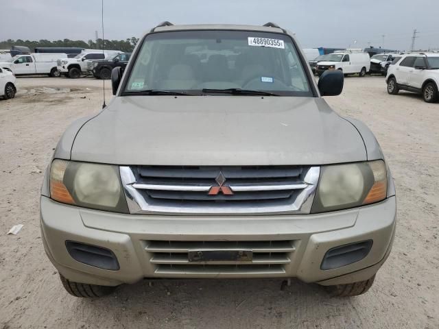 2002 Mitsubishi Montero XLS