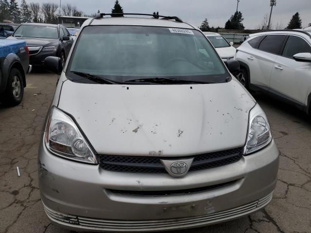 2005 Toyota Sienna CE