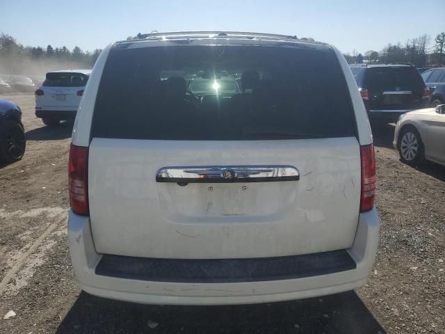 2008 Chrysler Town & Country Touring