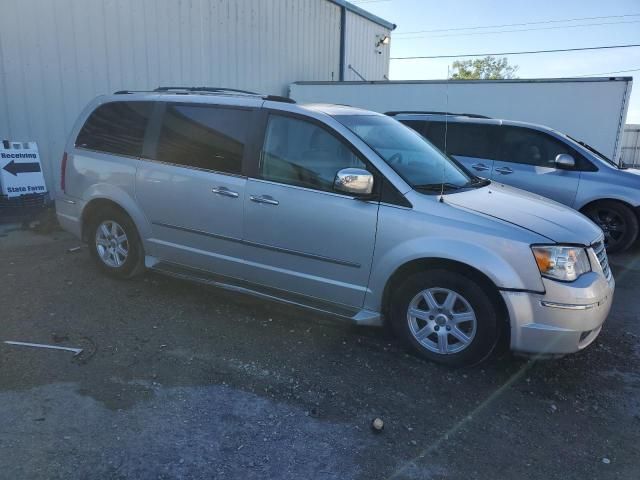 2009 Chrysler Town & Country Limited