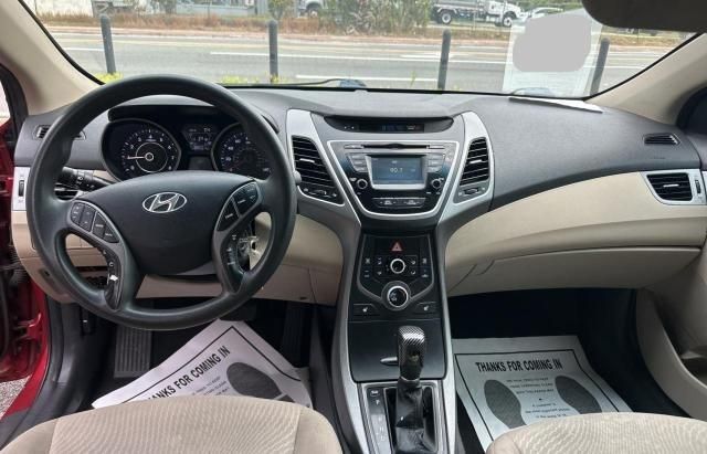 2014 Hyundai Elantra SE