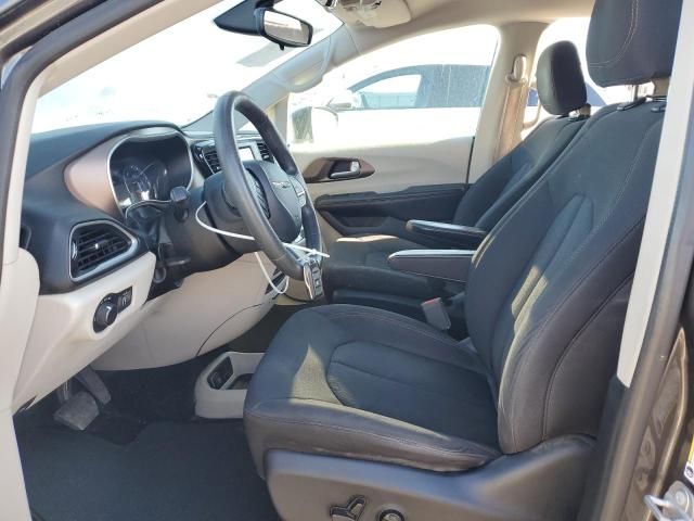 2017 Chrysler Pacifica LX