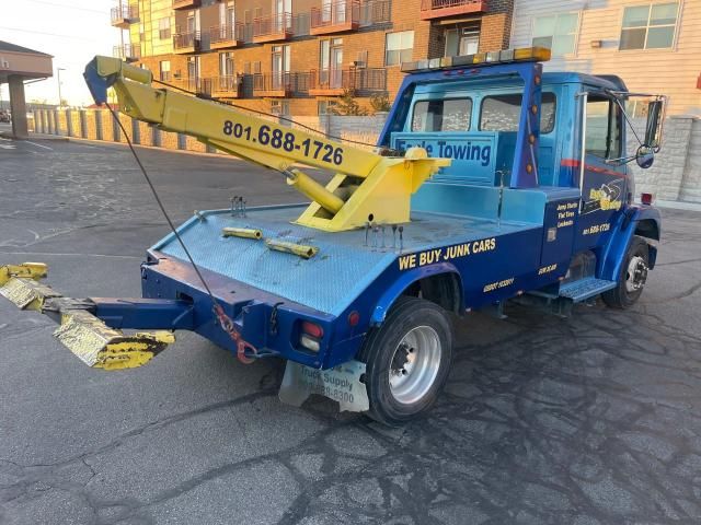 2000 Freightliner FL60 TOW Truck Export ONLY!