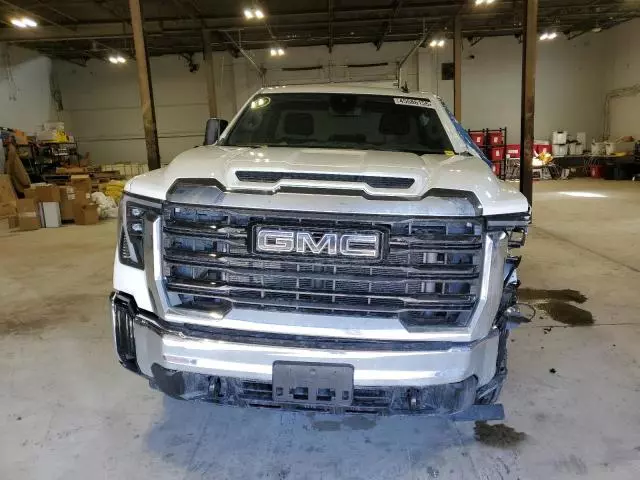 2024 GMC Sierra K2500 Heavy Duty