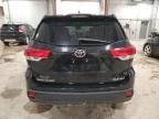 2017 Toyota Highlander SE