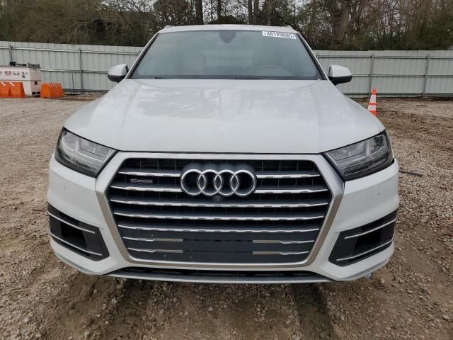 2018 Audi Q7 Premium Plus