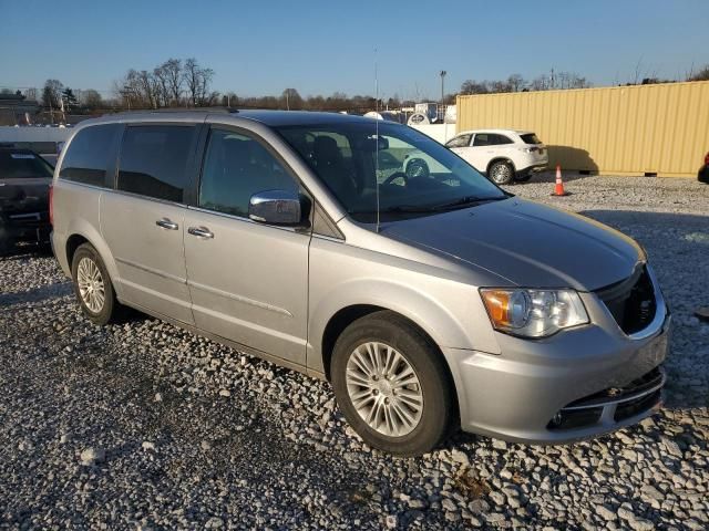 2015 Chrysler Town & Country Touring L