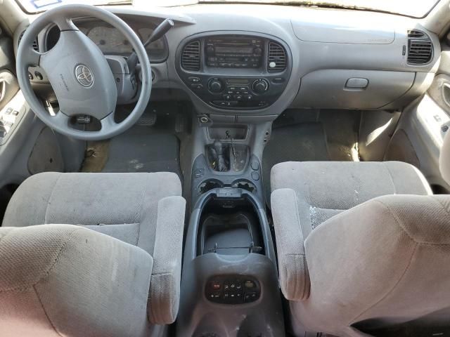 2004 Toyota Sequoia SR5