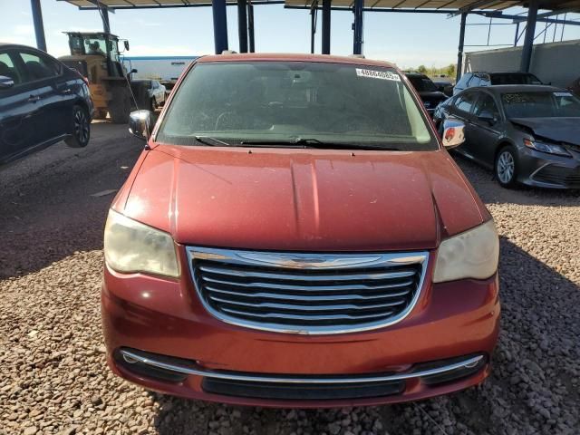 2014 Chrysler Town & Country Touring L