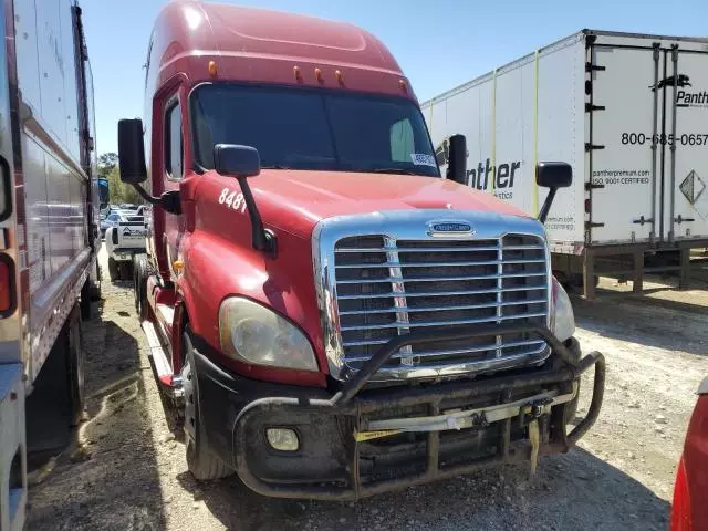 2014 Freightliner Cascadia 125