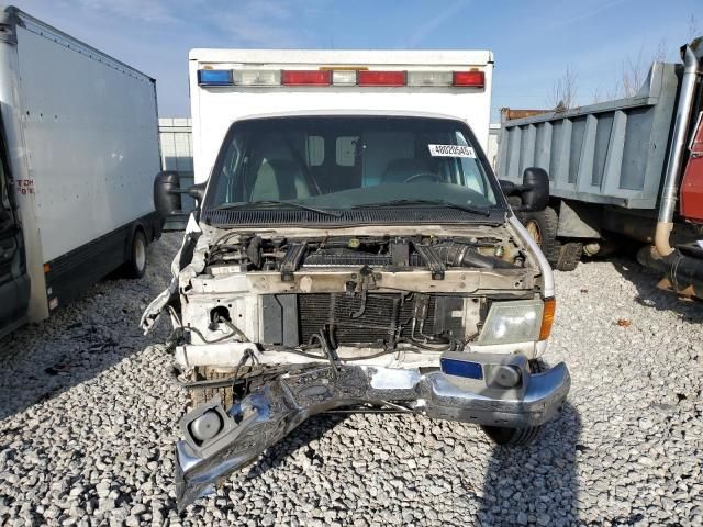 2005 Ford E350 Ambulance