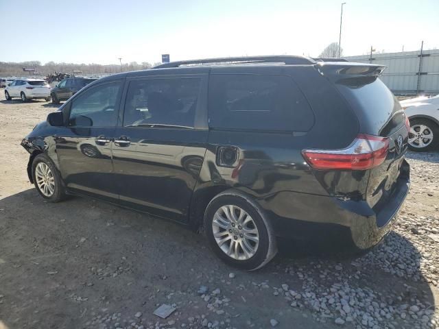 2015 Toyota Sienna XLE