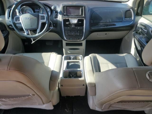 2012 Chrysler Town & Country Touring