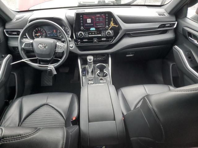 2021 Toyota Highlander XSE