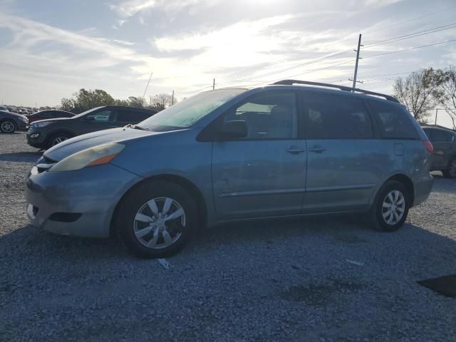 2007 Toyota Sienna CE