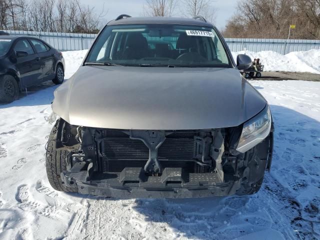 2015 Volkswagen Tiguan S