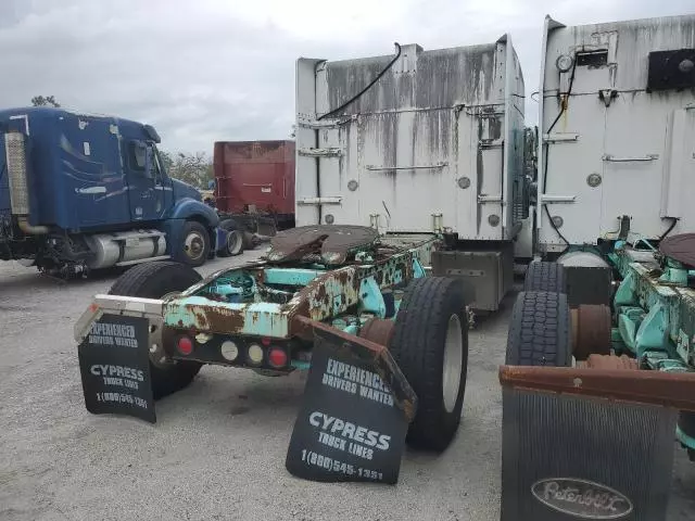 1996 Peterbilt 379