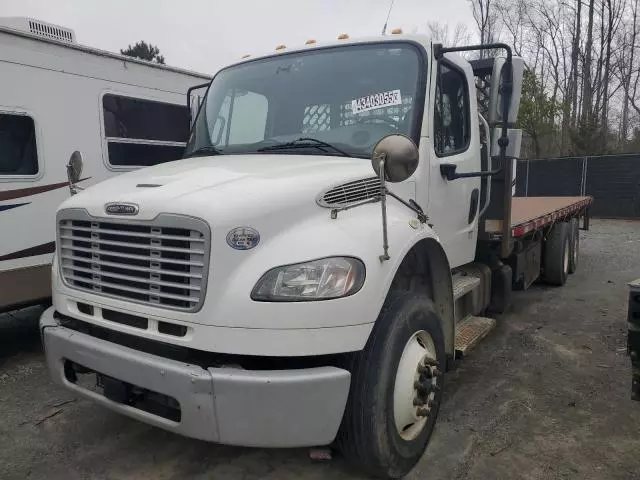 2018 Freightliner M2 106 Flatbed Truck