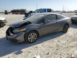 Carros salvage sin ofertas aún a la venta en subasta: 2015 Honda Civic LX