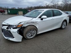 2019 Toyota Camry Hybrid en venta en Ellwood City, PA