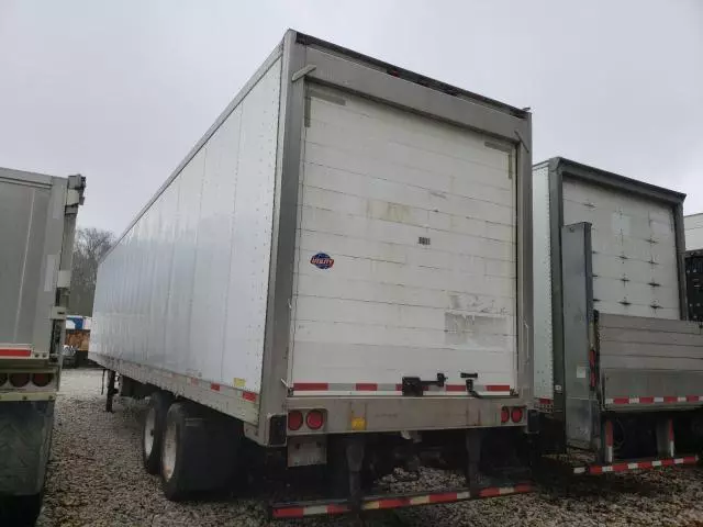 2015 Utility VS2RA Refrigerated Van Trailer