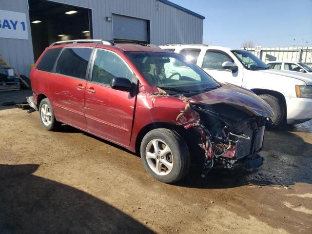 2006 Toyota Sienna CE