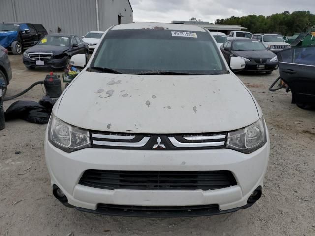 2014 Mitsubishi Outlander SE