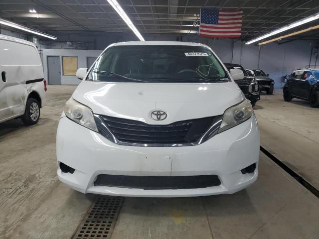 2011 Toyota Sienna LE