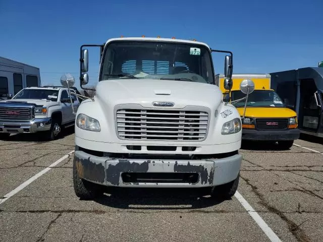 2015 Freightliner M2 106 Medium Duty